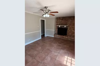 725 Willow Street, Hurst, TX 76053 - Photo 8