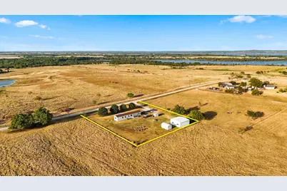 934 Elm Grove Road, Valley View, TX 76272 - Photo 2