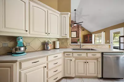 6511 Westover Drive, Granbury, TX 76049 - Photo 18