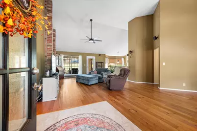 6511 Westover Drive, Granbury, TX 76049 - Photo 6