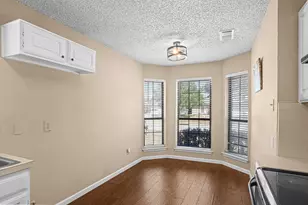 2134 Reverchon Dr, Arlington, TX 76017 - Photo 10
