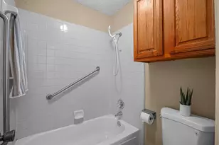2134 Reverchon Dr, Arlington, TX 76017 - Photo 22