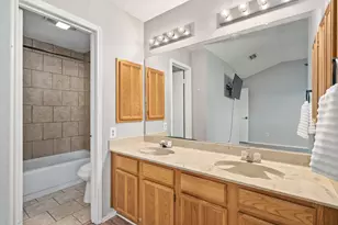 2334 Dartmouth Dr, Grand Prairie, TX 75052 - Photo 6
