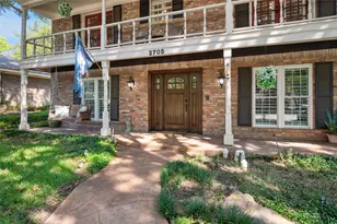 2705 Prairie Creek Ct, Plano, TX 75075 - Photo 2