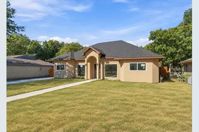 507 Staffordshire Drive, Irving, TX 75061 - Photo 2
