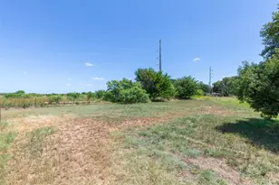 201 & 203 Bluebonnet Dr, Winters, TX 79567 - Photo 40