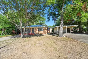 3512 Park Ridge Blvd, Fort Worth, TX 76109 - Photo 2