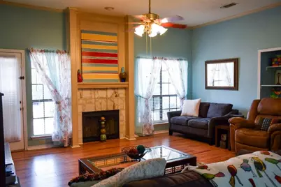 235 N Beltwoods Drive, DeSoto, TX 75115 - Photo 2