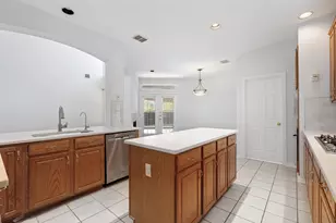 321 Andre Dr, Irving, TX 75063 - Photo 18