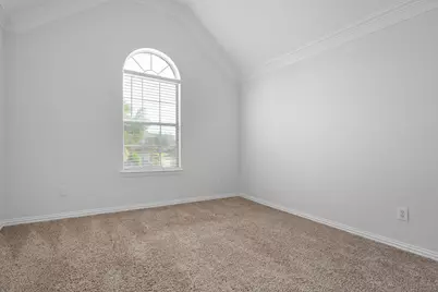 321 Andre Drive, Irving, TX 75063 - Photo 28