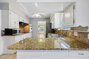 13639 Willow Bend Rd, Dallas, TX 75240 - Photo 12