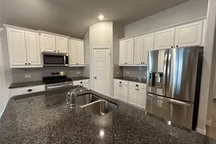 6340 Battle Mountain Trl, Fort Worth, TX 76179 - Photo 2