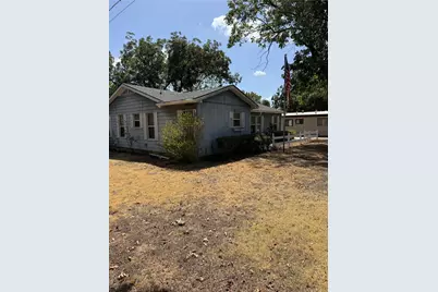 1101 W Chambers Street, Cleburne, TX 76033 - Photo 12
