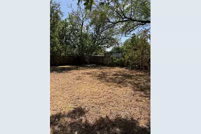1101 W Chambers Street, Cleburne, TX 76033 - Photo 18