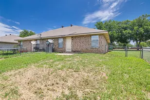 210 Joshua Blvd, Joshua, TX 76058 - Photo 20
