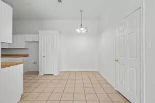 210 Joshua Blvd, Joshua, TX 76058 - Photo 8