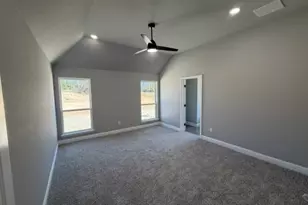 924 Eagles Way, Springtown, TX 76082 - Photo 12