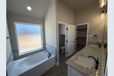 924 Eagles Way, Springtown, TX 76082 - Photo 14