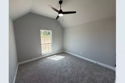 924 Eagles Way, Springtown, TX 76082 - Photo 16