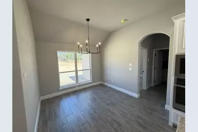 924 Eagles Way, Springtown, TX 76082 - Photo 8