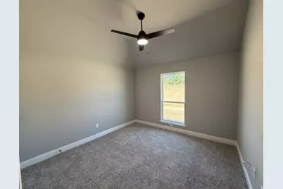 924 Eagles Way, Springtown, TX 76082 - Photo 18