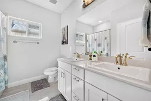 12789 Royal Oaks Ln, Farmers Branch, TX 75234 - Photo 30