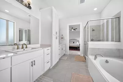 12789 Royal Oaks Lane, Farmers Branch, TX 75234 - Photo 28