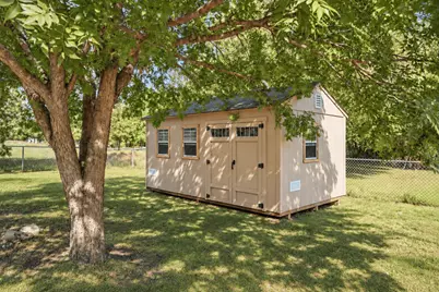 8912 S Hickory Road, Krum, TX 76249 - Photo 32