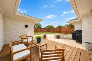 6351 Town Hill Ln, Dallas, TX 75214 - Photo 24