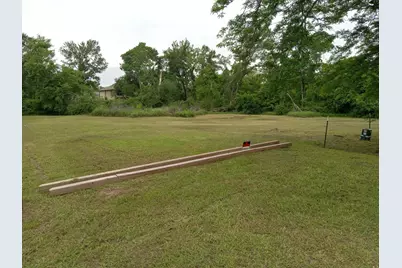 1701 Liberty Street, Bonham, TX 75418 - Photo 2