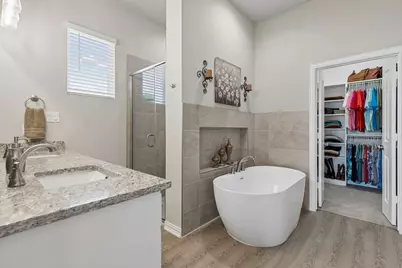 208 W 6th Street, Justin, TX 76247 - Photo 16