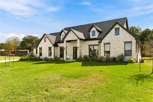 5832 Grey Wolf Ct, Fort Worth, TX 76140 - Photo 4