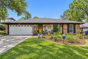 2125 Cambridge Dr, Hurst, TX 76054 - Photo 2