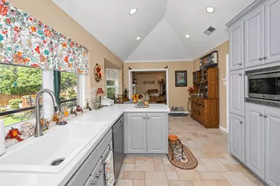 2125 Cambridge Drive, Hurst, TX 76054 - Photo 8