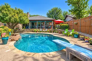 2125 Cambridge Dr, Hurst, TX 76054 - Photo 40