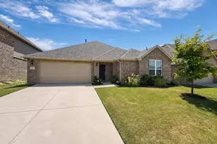 2812 Ranger Ln, Aubrey, TX 76227 - Photo 1