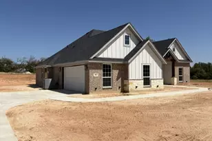 882 Eagles Way, Springtown, TX 76082 - Photo 2