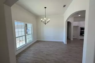 882 Eagles Way, Springtown, TX 76082 - Photo 8