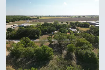 519 N Barron Road, Covington, TX 76636 - Photo 2