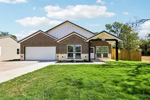 415 Thomas St, Terrell, TX 75160 - Photo 1