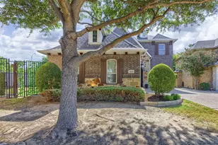 18238 Brighton Grn, Dallas, TX 75252 - Photo 2