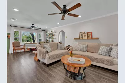 5400 Meadowbrook Drive, Fort Worth, TX 76112 - Photo 2