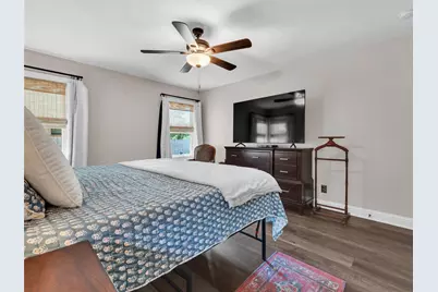 5400 Meadowbrook Drive, Fort Worth, TX 76112 - Photo 18