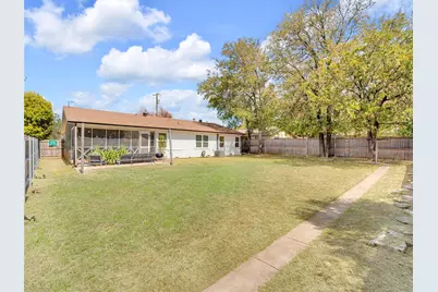 5400 Meadowbrook Drive, Fort Worth, TX 76112 - Photo 26