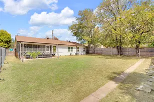 5400 Meadowbrook Dr, Fort Worth, TX 76112 - Photo 26