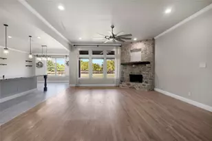 341 Amber Ln, Nevada, TX 75173 - Photo 2