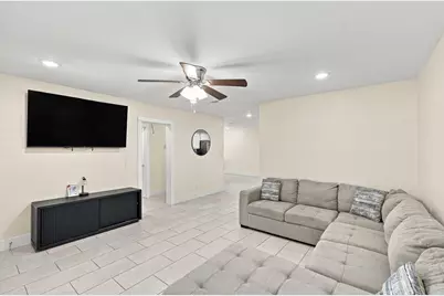 703 W Milam Street, Ennis, TX 75119 - Photo 10