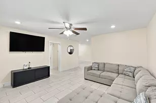 703 W Milam St, Ennis, TX 75119 - Photo 10