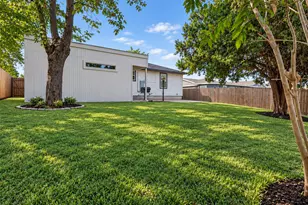 2352 Talco Dr, Dallas, TX 75241 - Photo 32