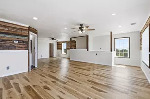 3933 Sarra Ln, Springtown, TX 76082 - Photo 22